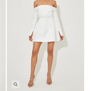 Elegant White A-Line Off-Shoulder Dress